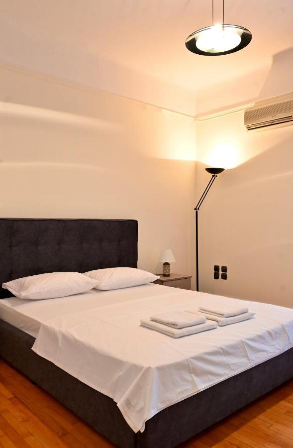 Delmare Athens Double Apartment ภายนอก รูปภาพ